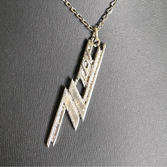 DEADSTOCK 1980’s VINTAGE ZZ TOP NECKLACE AUTHENTIC POKER ALCHEMY - Picture 2 of 4